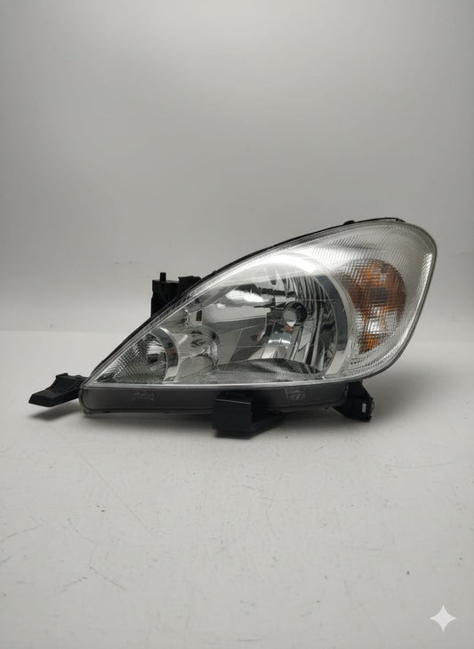 Headlight Compatible for Toyota Innova Type - 1 and Type II / Right Side / Left Side / Complete Set - Autopartdeals1-Innova T-1/2 Left HL